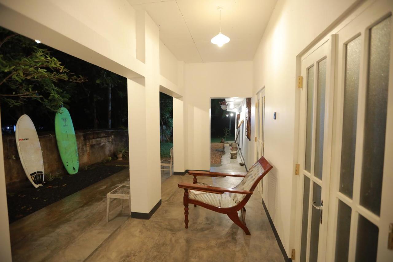 Mahagedara Dickwella Hotel Exterior photo